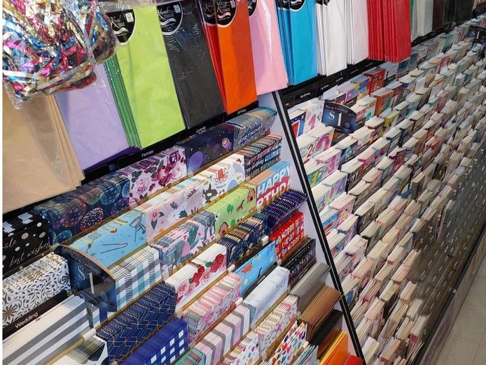 final-opportunity-massive-reduction-tweed-mall-discount-store-only-225k-includi-0