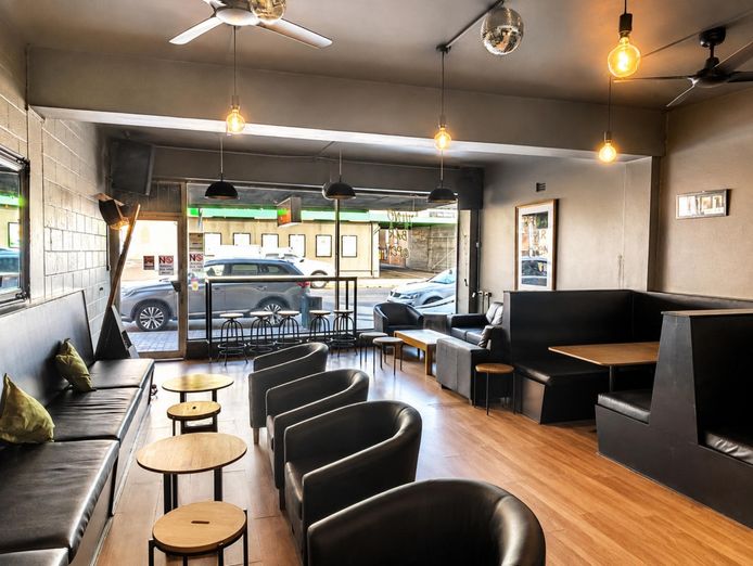 47-yrs-est-profitable-fully-licensed-restaurant-bar-functions-t-o-12k-weekly-tw-6