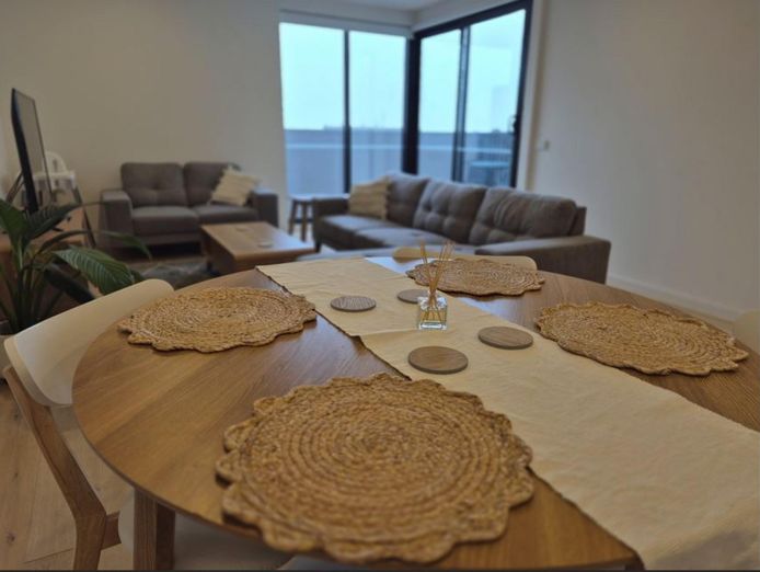 freehold-property-high-performing-airbnb-business-modern-2-bedroom-apartment-2