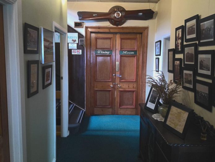 profitable-iconic-fhgc-bischoff-15-room-hotel-waratah-tas-1mill-t-o-growth-pot-8