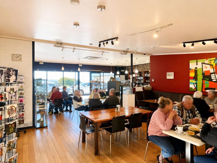 sea-change-established-swansea-licensed-cafe-huge-growth-potential-turnover-13k-4