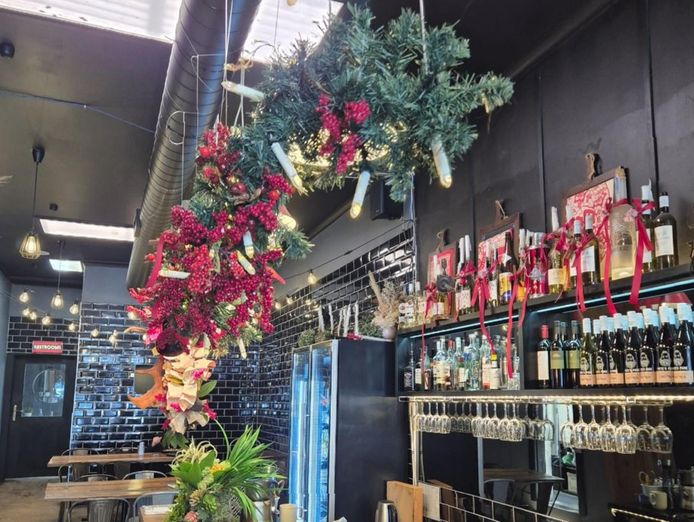 exceptional-restaurant-amp-bar-opportunity-iconic-lygon-street-brunswick-ea-2