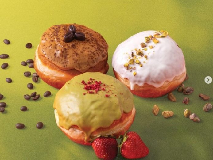 donut-and-coffee-franchise-kiosk-in-major-sutherland-shire-shopping-centre-no-c-4