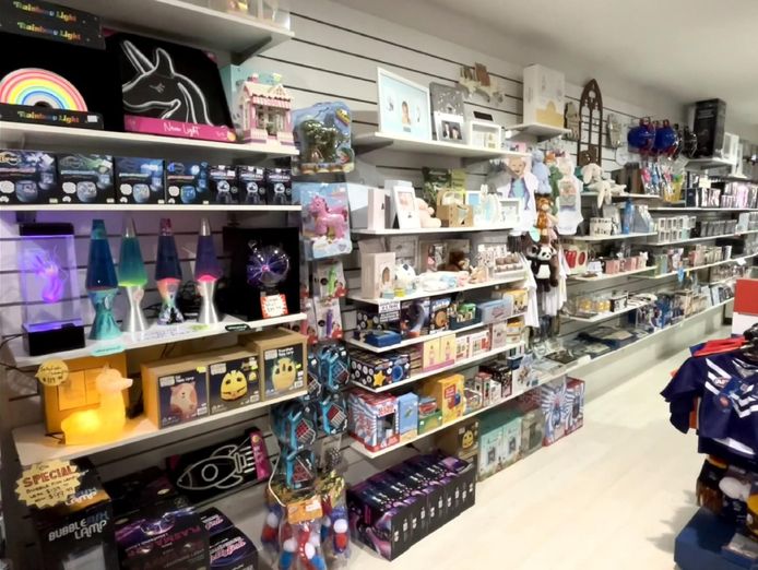 profitable-gift-shop-netting-gt-100k-part-time-working-owner-5