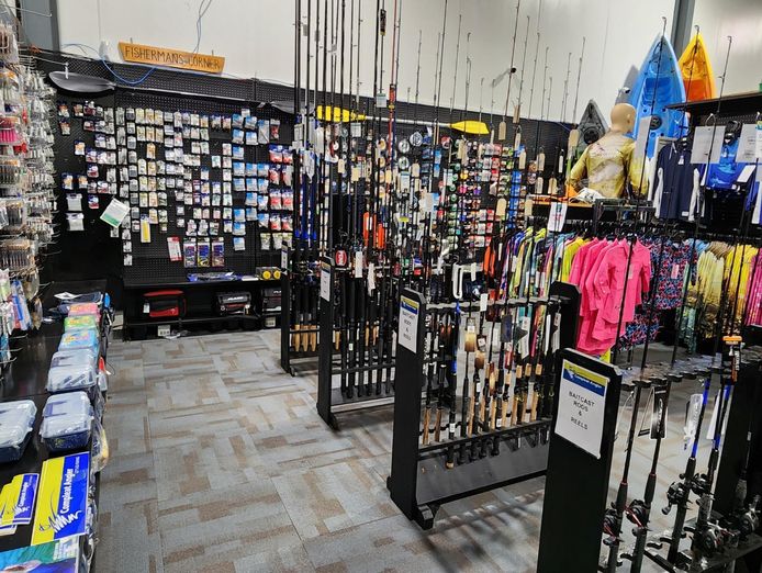 camping-amp-fishing-retail-store-3