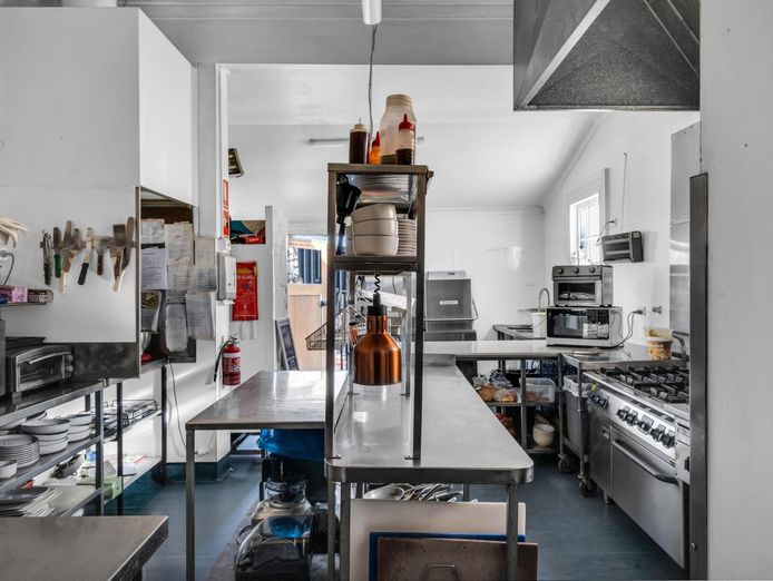 passive-investment-latrobe-georgian-style-building-5