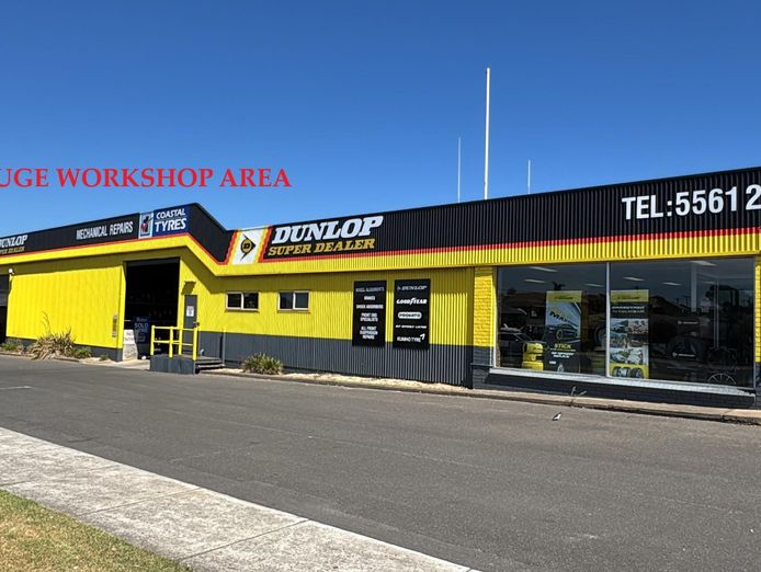 huge-mechanical-amp-tyre-workshop-no-weekends-0