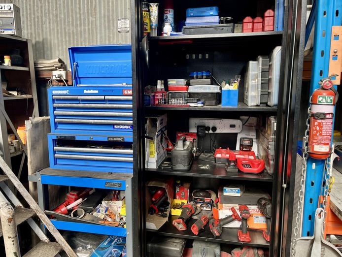 established-35-years-wrecking-and-car-sales-business-in-northern-tasmania-9