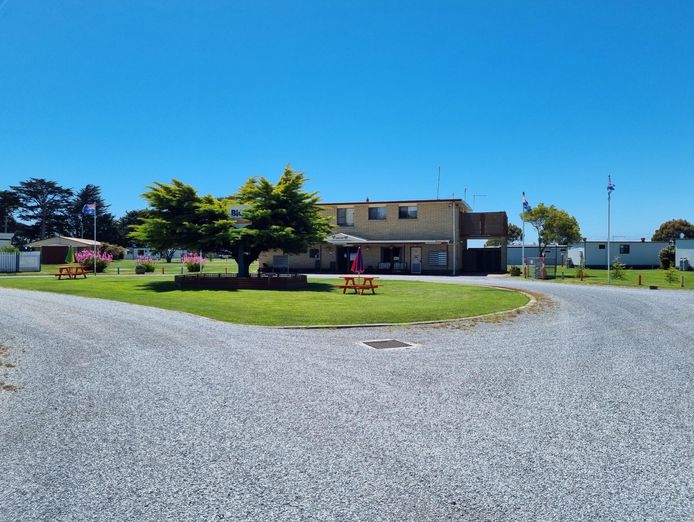 caravan-park-big4-34-permanent-cabins-highly-profitable-fhgc-waterviews-fy2023-7