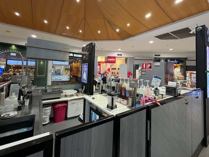 donut-king-franchise-bribie-island-idyllic-location-great-for-working-couple-3