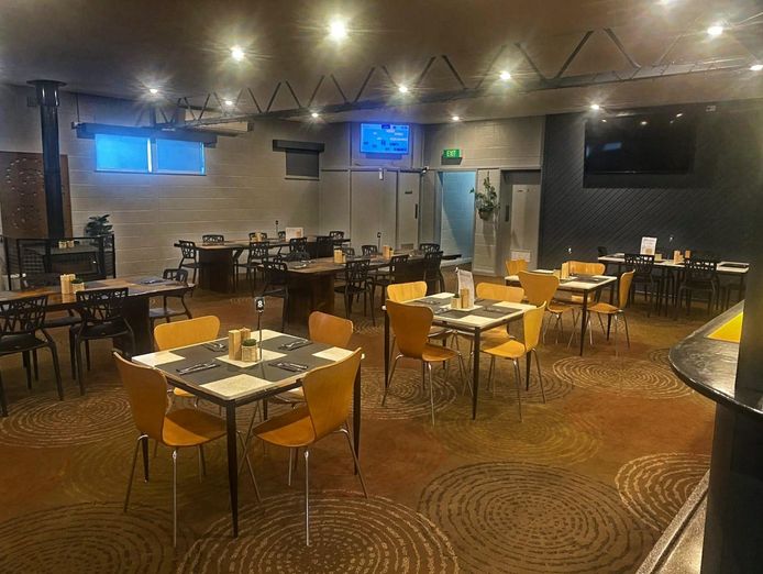 best-tassie-hotel-all-revenue-streams-a1-present-fhgc-0-0-895k-sav-vendor-fina-5
