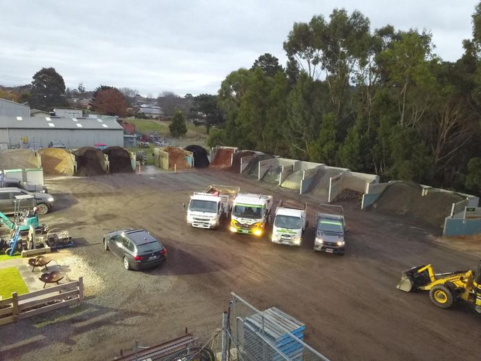 2-businesses-in-1-sand-soil-plus-equipment-hire-party-and-building-10