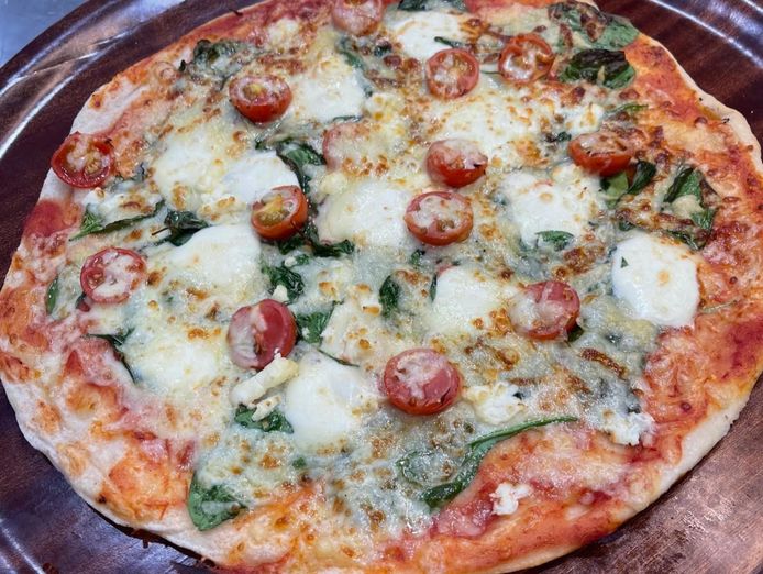established-pizza-shop-authentic-italian-cuisine-in-prime-centralcoast-locatio-1