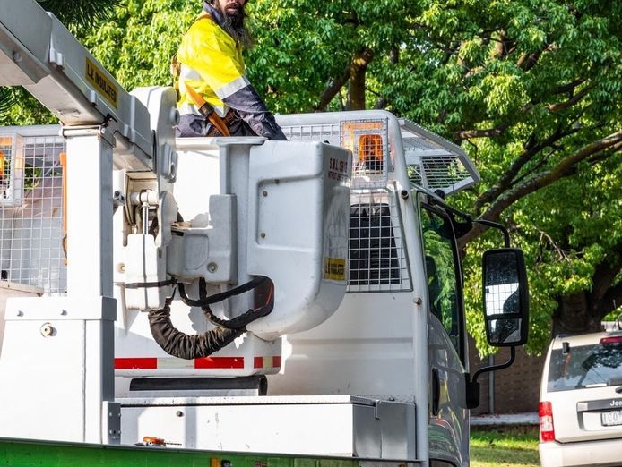 vegetation-maintenance-municipal-contractor-5