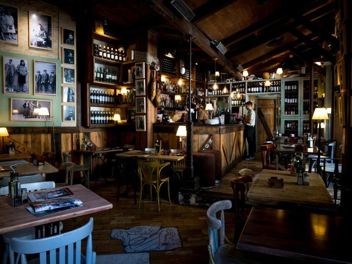 profitable-restaurant-wetherill-park-well-established-under-full-management-0