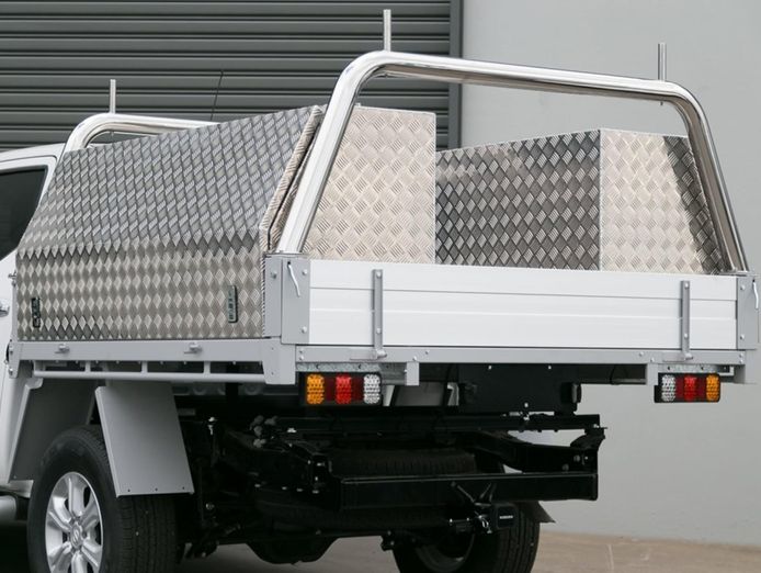 established-national-ute-tray-canopy-amp-commercial-vehicle-fit-out-business-0