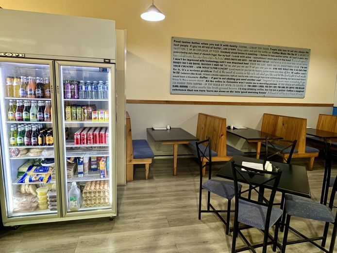 long-established-fully-licensed-libby-39-s-cafe-in-hub-arcade-t-o-7-300-per-week-3