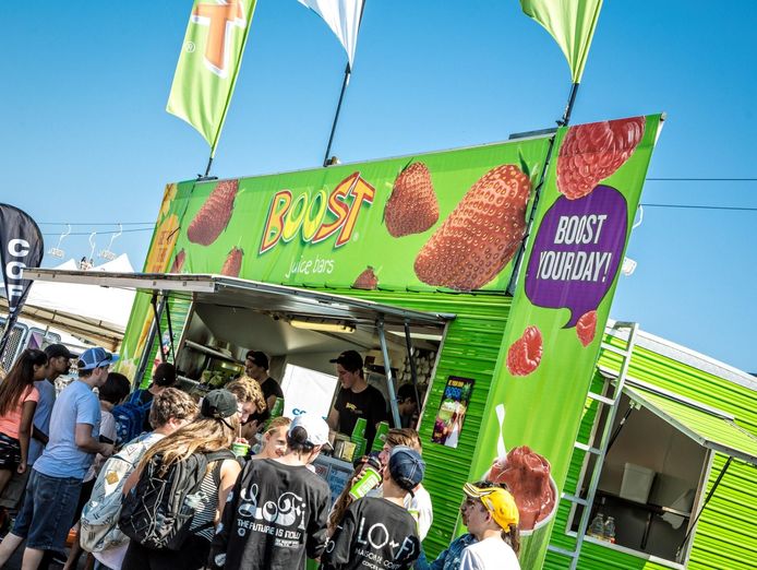 new-price-boost-mobeel-franchise-multiple-mobile-juice-vans-0