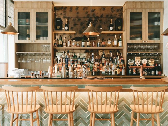 cheapest-rent-in-town-modern-dining-licensed-restaurant-0