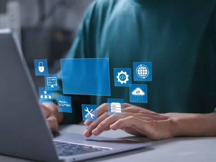 profitable-saas-opportunity-remote-low-cost-300-active-users-across-industr-2