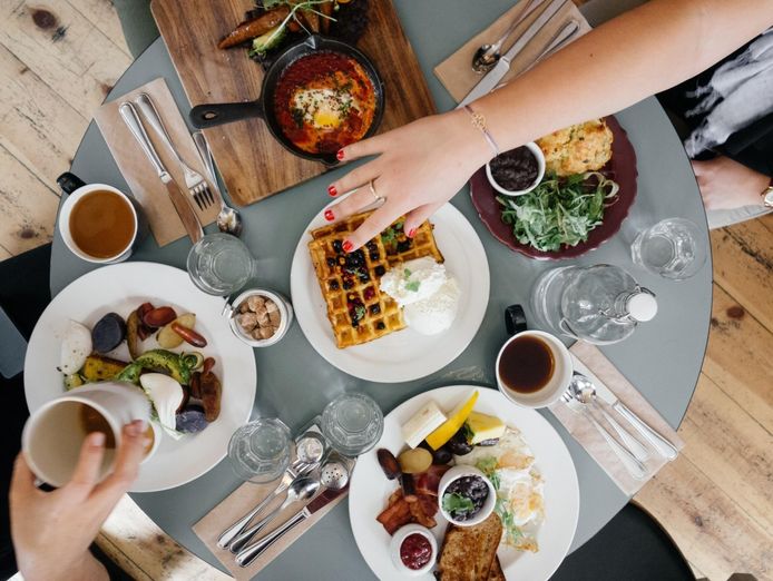 licensed-food-premises-cafe-burger-bar-tapas-indian-curry-kebabs-1