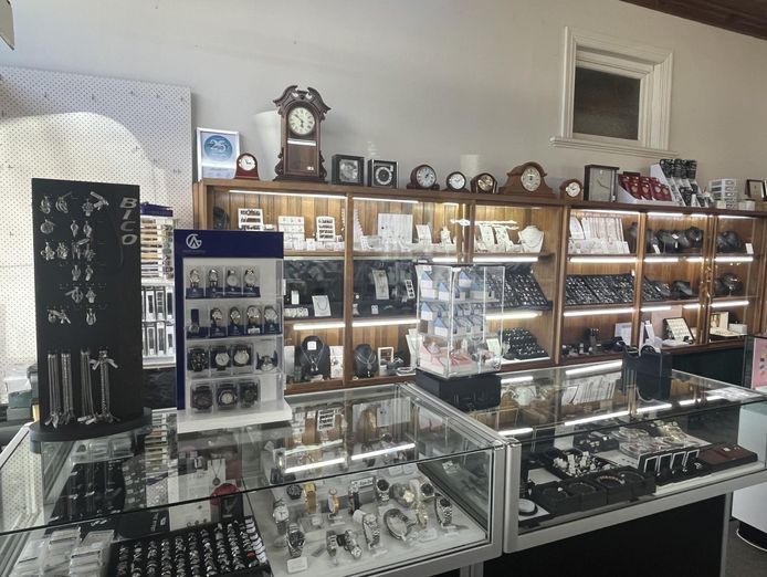 established-jewellery-amp-gift-store-52-years-of-success-scottsdale-tasma-3