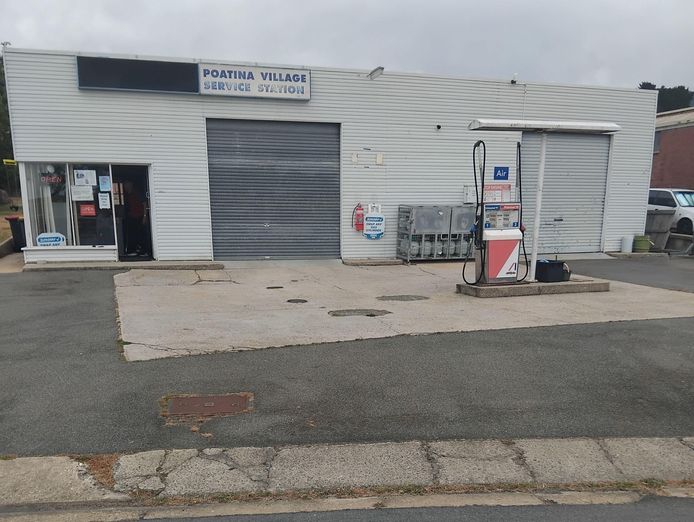 under-contract-poatina-freehold-service-station-55-000-sav-on-approx-1000m2-1