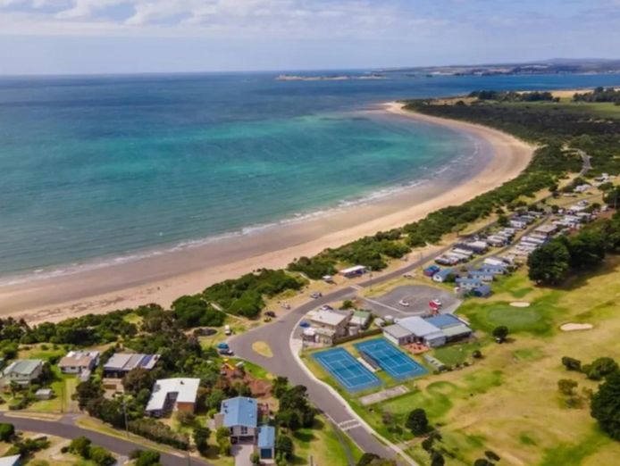 freehold-coastal-general-store-fuel-amp-takeaway-over-1m-in-annual-sales-1