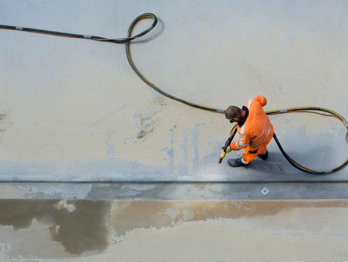sandblasting-amp-coatings-business-under-management-perth-area-1