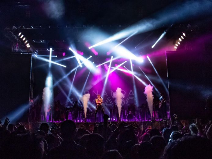 entertainment-amp-performing-arts-products-wholesaler-2