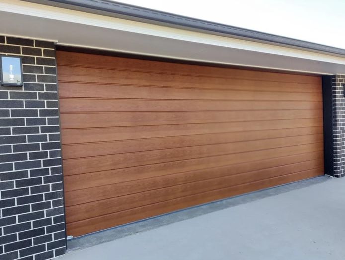 garage-doors-and-gate-installations-0