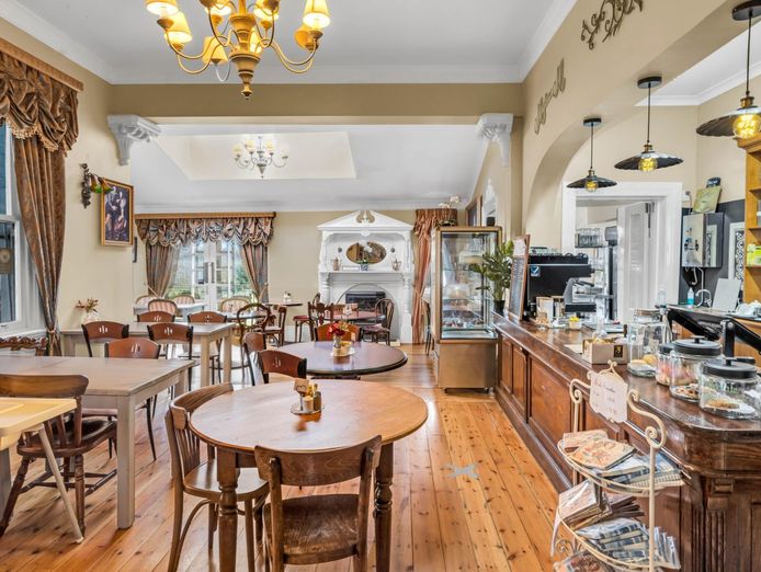 passive-investment-latrobe-georgian-style-building-4