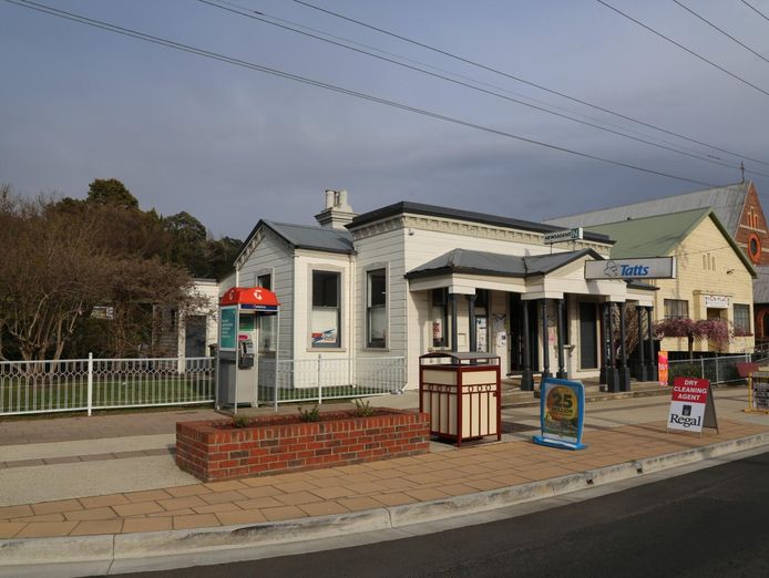 prime-prominent-passive-character-dual-investment-property-beaconsfield-4