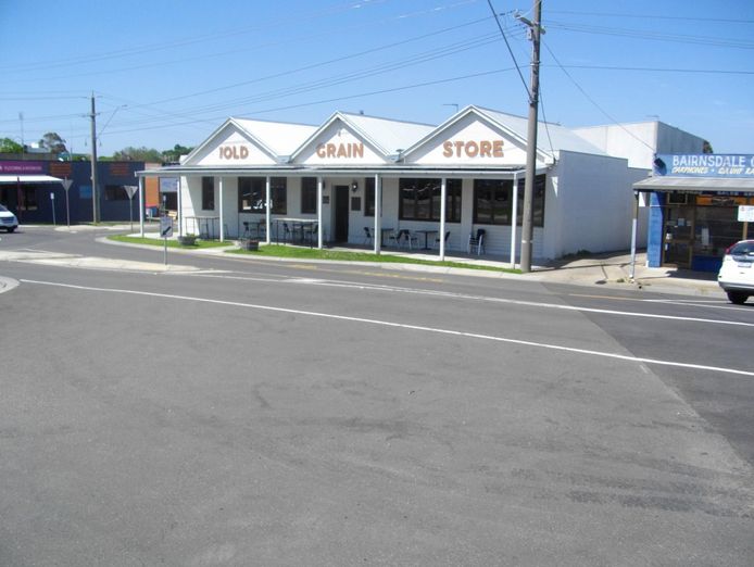 unique-heritage-style-restaurant-and-bistro-exceptional-income-opportunity-0