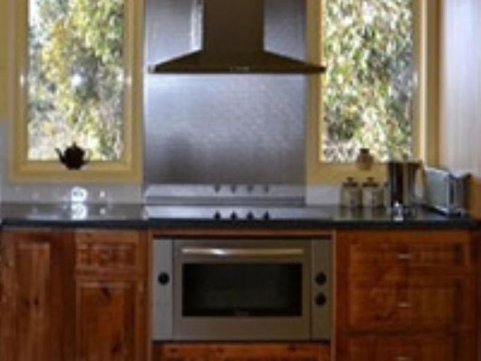 thriving-joinery-business-in-historic-beechworth-1