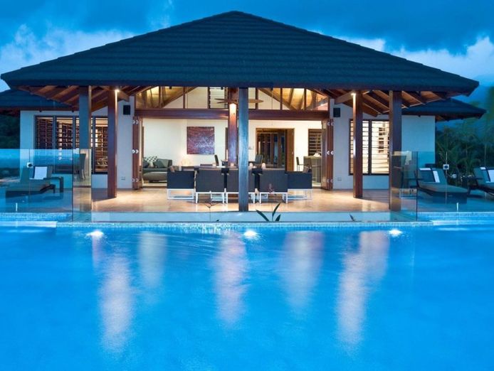 luxury-holiday-rental-business-in-north-queensland-exceptional-lifestyle-livin-3