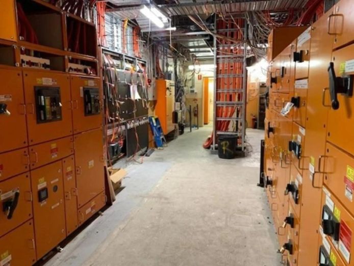 est-industrial-electrical-engineering-business-csbb4756-0