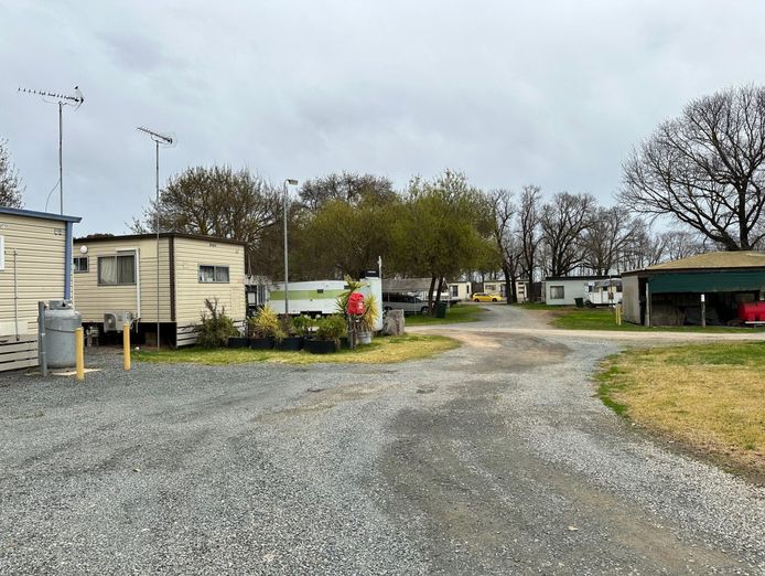 caravan-cabin-park-great-roi-4