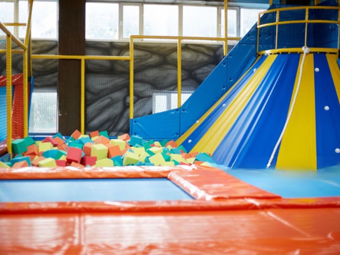 mobile-children-39-s-play-centre-business-proven-profits-no-lease-huge-growth-p-1