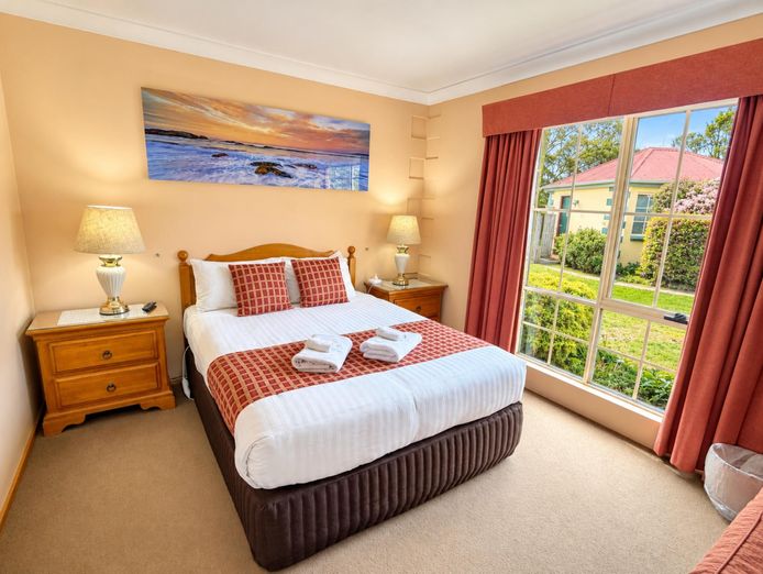 rare-east-coast-tasmania-profitable-accommodation-villas-cottages-separate-da-lo-8
