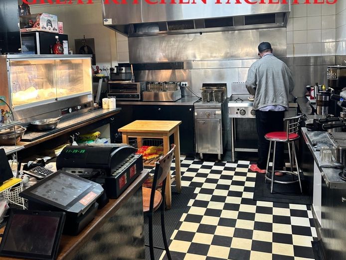 multi-purpose-take-away-cafe-convenience-store-0