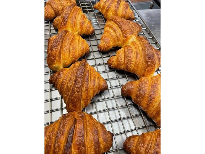 profitable-award-winning-bakery-for-sale-25-years-loyal-customers-and-prime-0