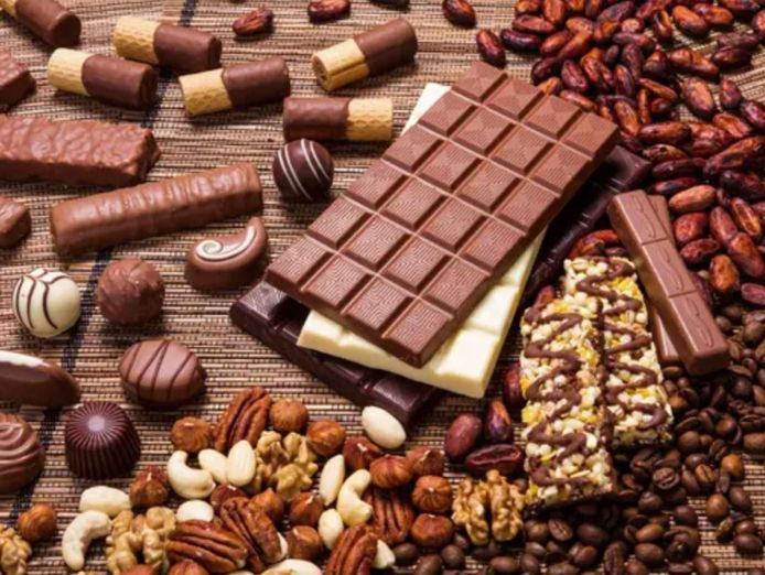established-wholesale-amp-retail-beverage-amp-confectionery-business-south-0