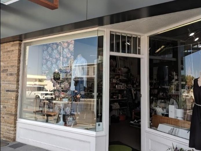 profitable-boutique-for-sale-owner-works-2-days-a-week-hobart-1