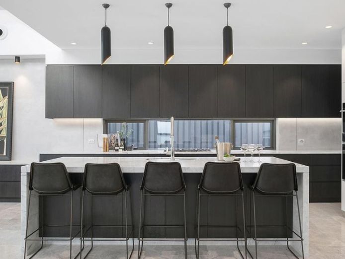 looking-to-expand-your-joinery-production-fully-set-up-warehouse-with-quality-e-1