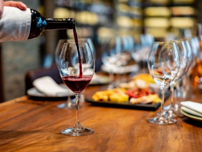boutique-wine-bar-profitable-short-hours-excellent-rent-0