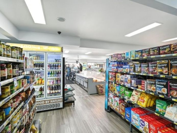 freehold-port-cygnet-grocer-cygnet-with-residence-t-o-1-7m-net-210k-more-4