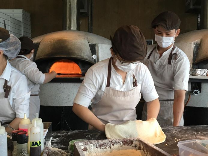wholesale-pizza-commercial-kitchen-0