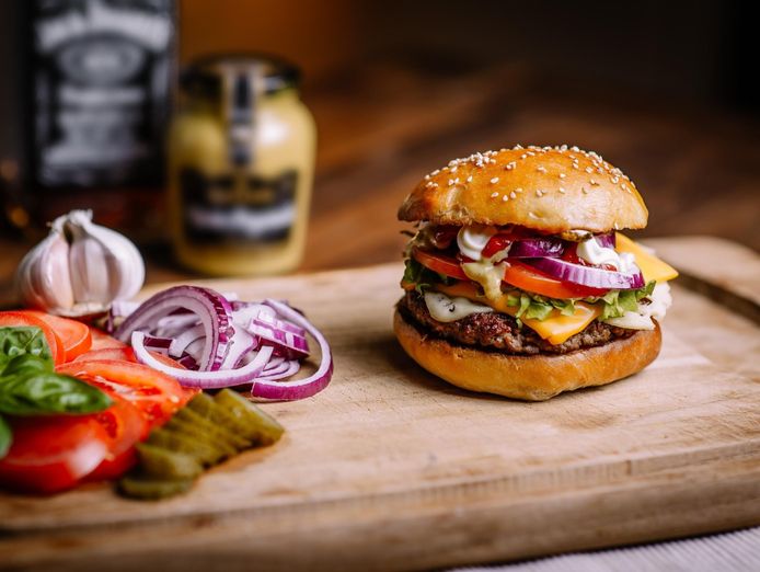 hervey-bay-esplanade-caf-233-dine-in-or-takeaway-fraser-coast-0