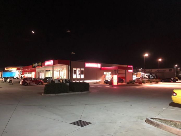 red-rooster-derrimut-1